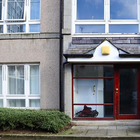 Charlotte Apartment Aberdeen Bagian luar foto
