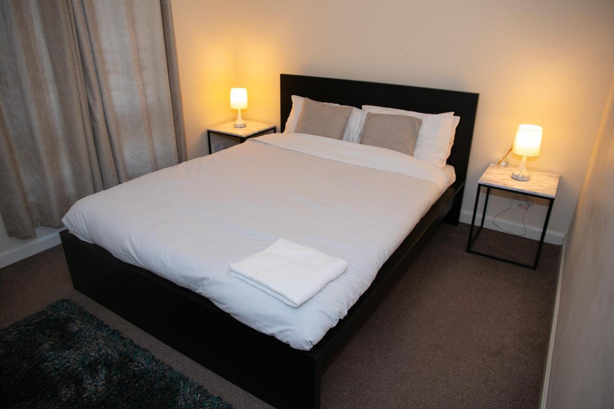 Charlotte Apartment Aberdeen Bagian luar foto