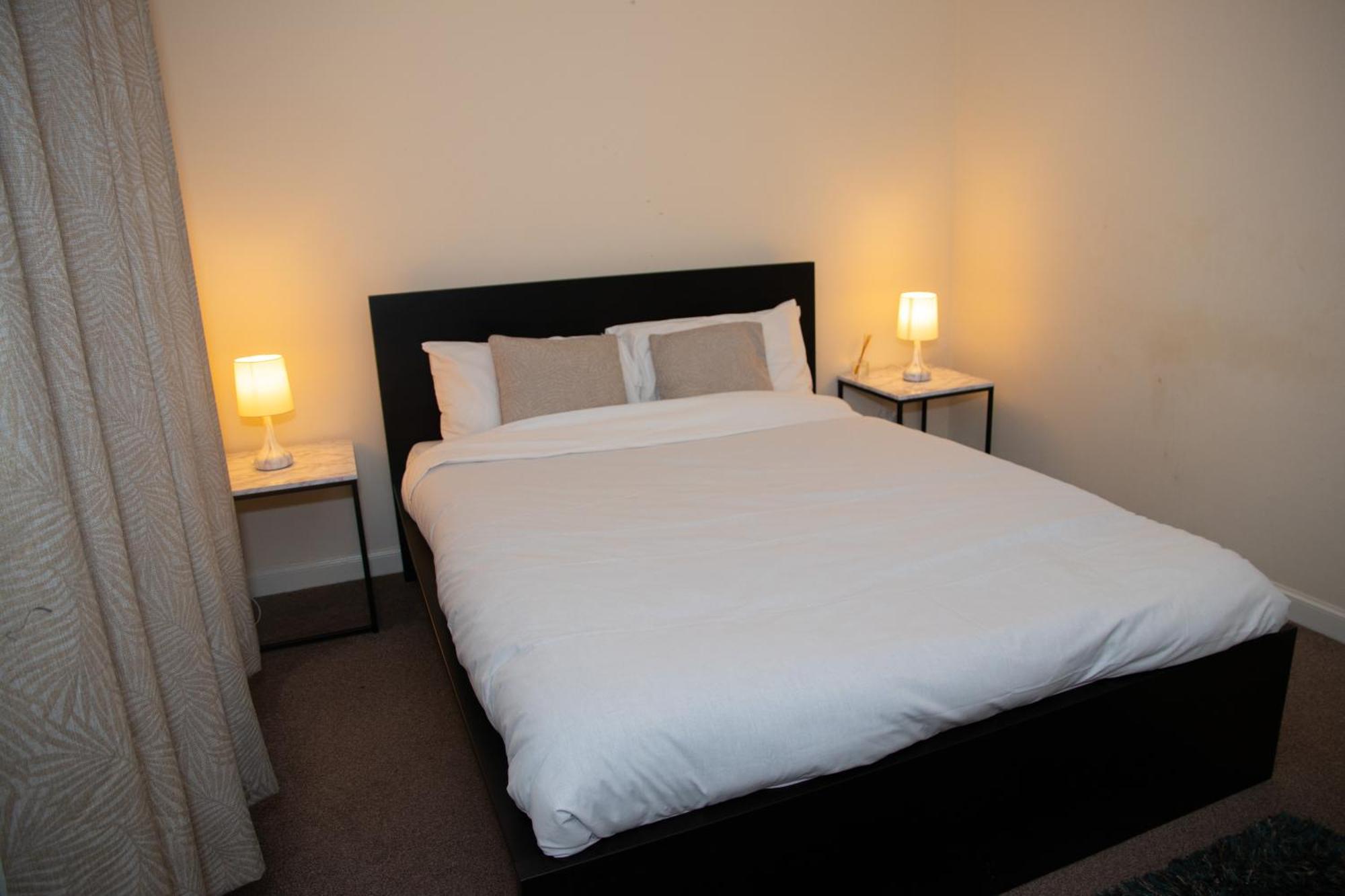 Charlotte Apartment Aberdeen Bagian luar foto