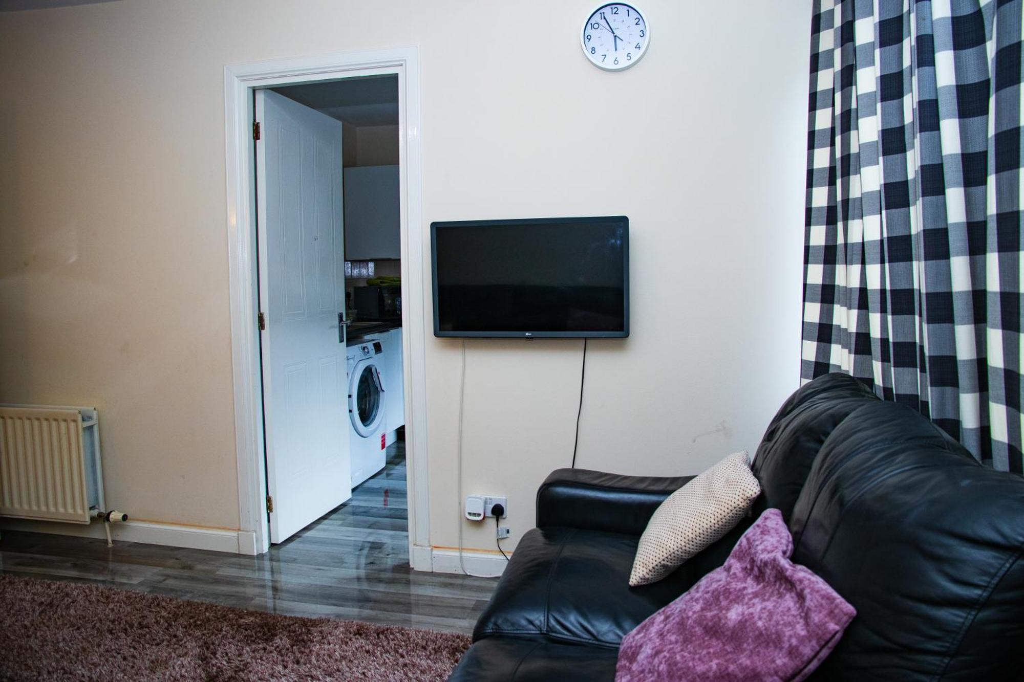Charlotte Apartment Aberdeen Bagian luar foto