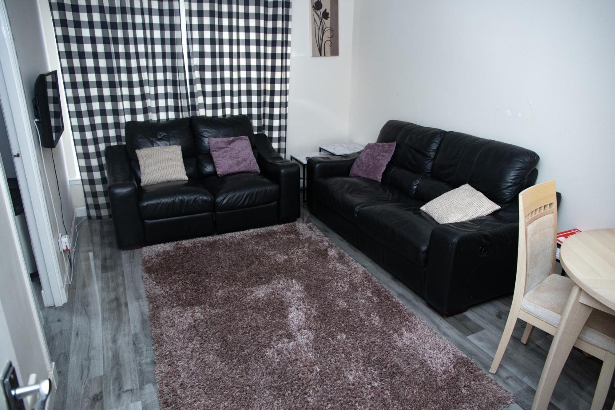 Charlotte Apartment Aberdeen Bagian luar foto